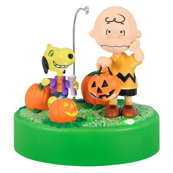 The Peanuts Gang Trick-or-Treating Pals With Light and Sound Hallmark Keepsake Ornament