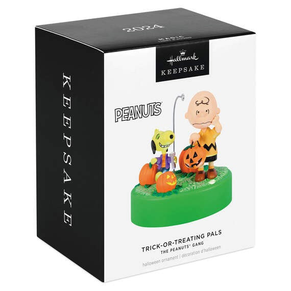 The Peanuts Gang Trick-or-Treating Pals With Light and Sound Hallmark Keepsake Ornament