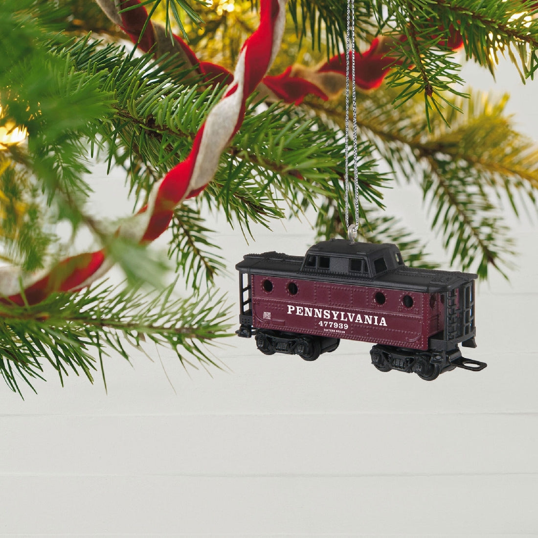 LIONEL Pennsylvania K4 Caboose 2023 Hallmark Keepsake Ornament