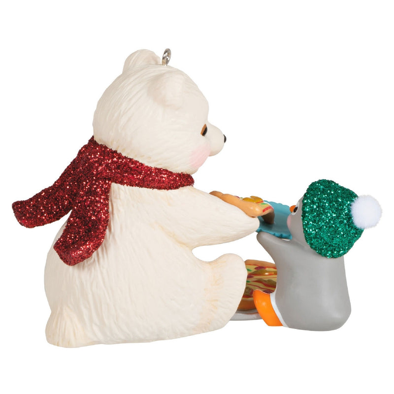 Snowball and Tuxedo Sharing a Slice Hallmark Keepsake Ornament
