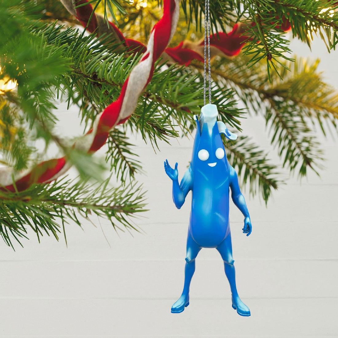 Fortnite Polar Peely 2023 Hallmark Keepsake Ornament